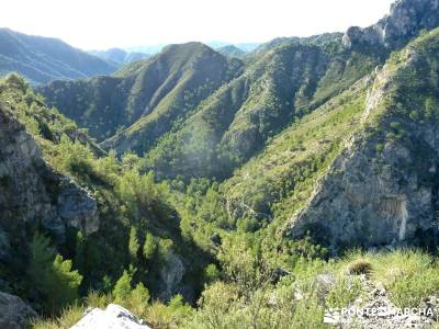 Axarquía- Sierras de Tejeda, Almijara y Alhama; fotos senderismo; club montañismo madrid